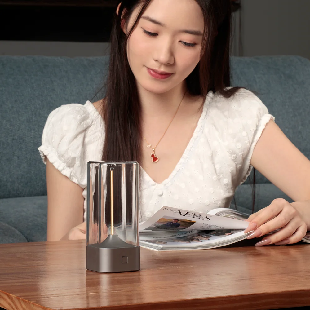 Lámpara de mesa LED inalámbrica minimalista